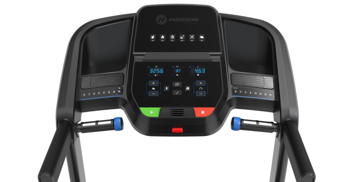 送風ファン、USB充電、Bluetoothスピーカーなど運動中に便利な機能を多数搭載